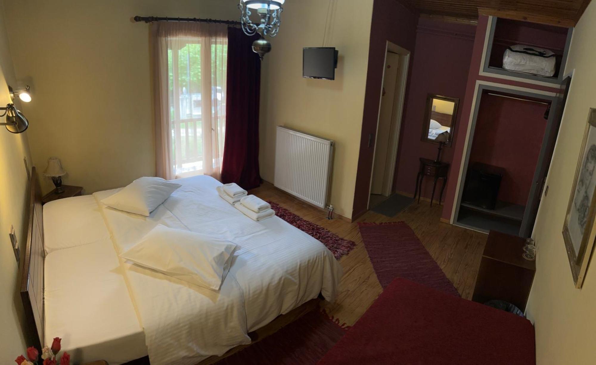 Guesthouse Sinoi Vitina Ngoại thất bức ảnh