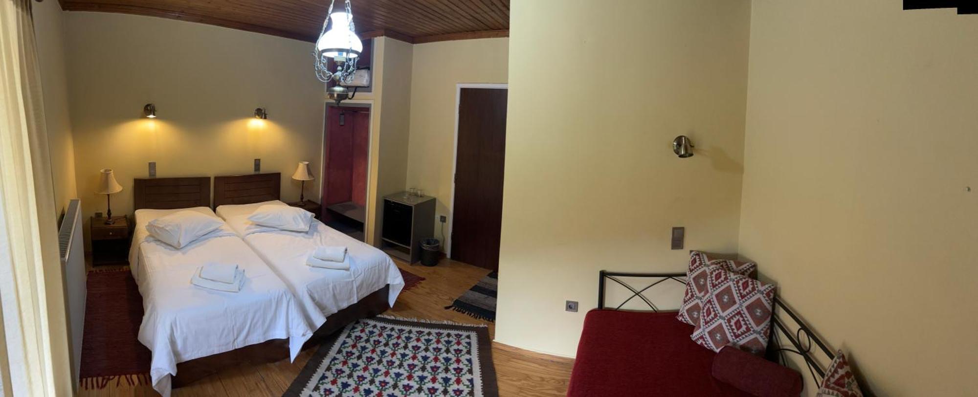 Guesthouse Sinoi Vitina Ngoại thất bức ảnh